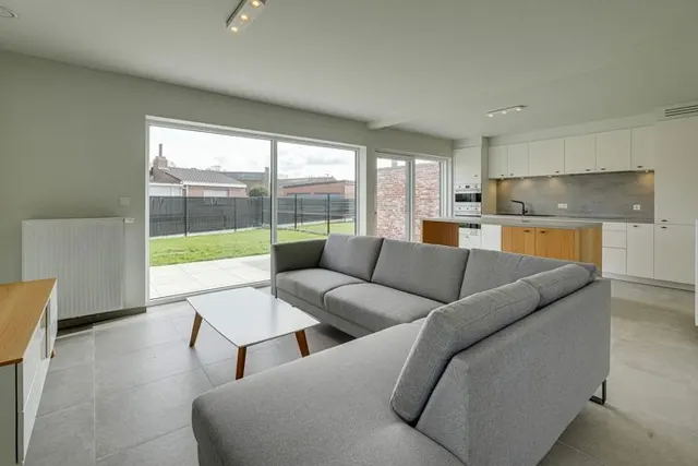 Huis te koop in Ooigem – 1/10
