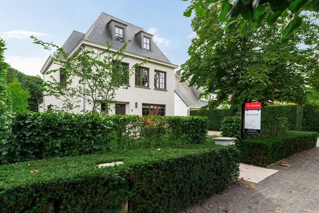 Huis te koop in Hoogstraten – 1/10