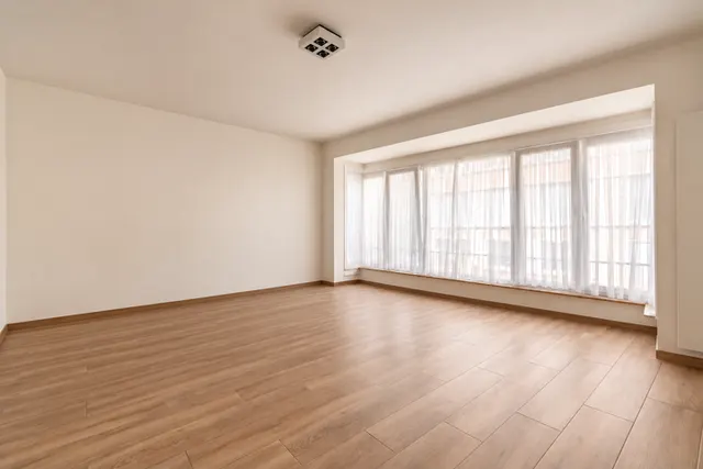 Appartement te koop in Koekelberg – 1/9