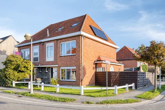 Maison à vendre à Melsele – 1/10