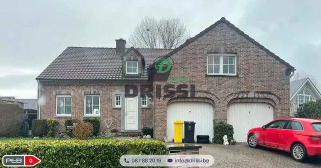 Maison et appartement à vendre à Lontzen – 1/10