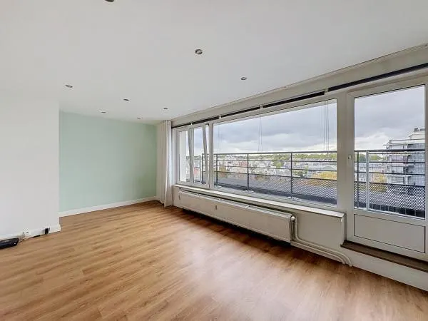 Appartement te koop in Jette – 1/8