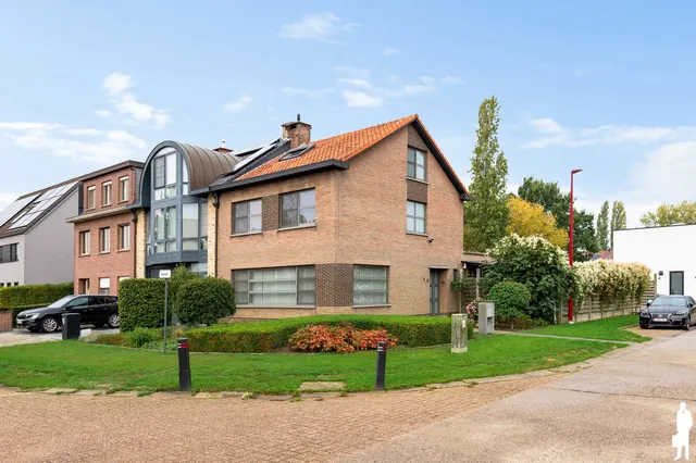 Huis te koop in Lint – 1/10