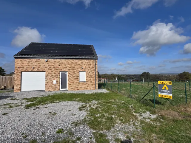 Maison à louer à Somme-Leuze – 1/10