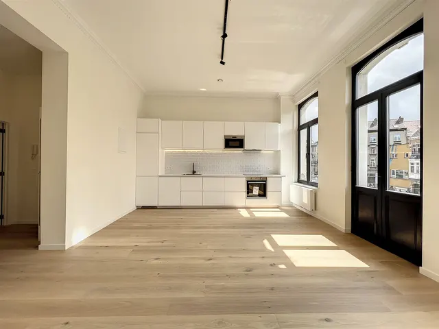 Apartment for rent in Schaerbeek – 1/10
