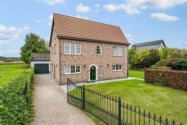 Villa te koop in Wolvertem – 1/10