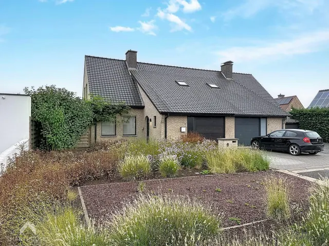 Huis te koop in Ingelmunster – 1/10