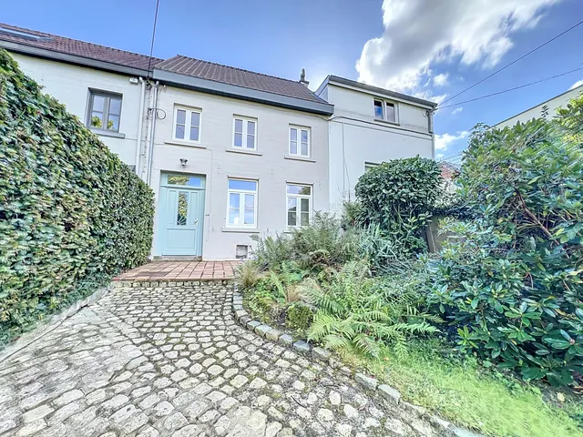 Maison à louer à La Hulpe – 1/10