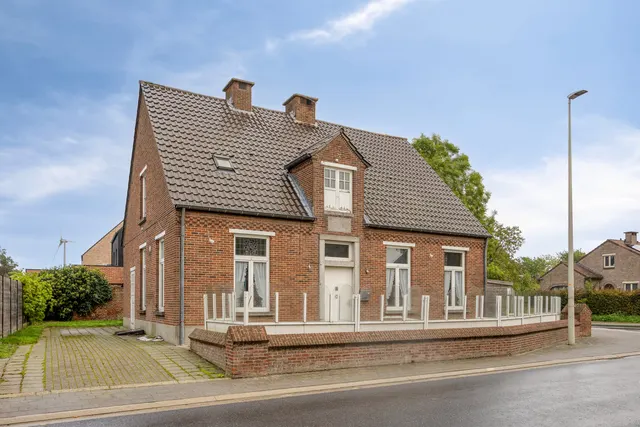 Maison à vendre à Melsele – 1/10