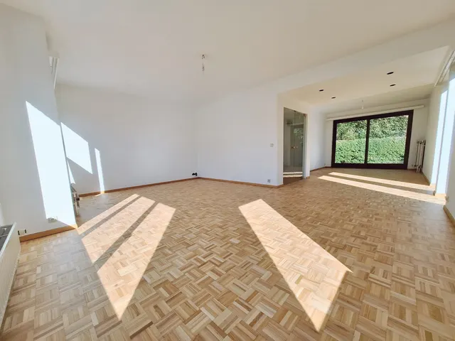 Maison à louer à Woluwe-Saint-Pierre – 1/10