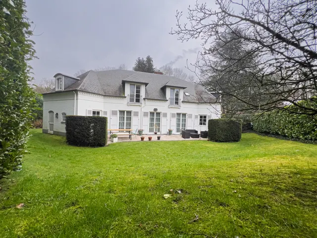 Maison à louer à Woluwe-Saint-Pierre – 1/10