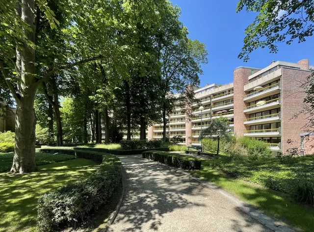 Appartement te koop in Woluwe-Saint-Pierre – 1/10