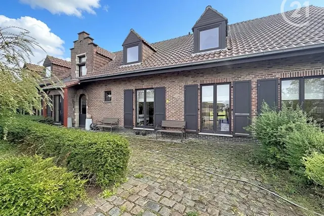 Huis te koop in Kapelle-op-den-Bos – 1/10