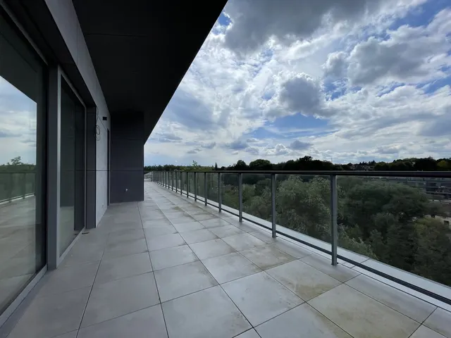 Penthouse te huur in Woluwe-Saint-Lambert – 1/10