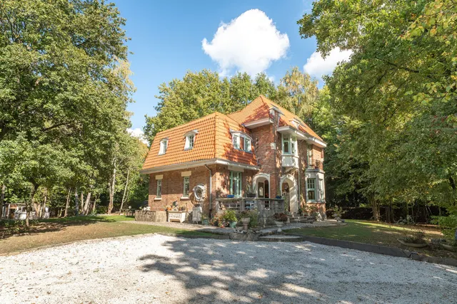 Huis te koop in Rhode-Saint-Genèse – 1/10