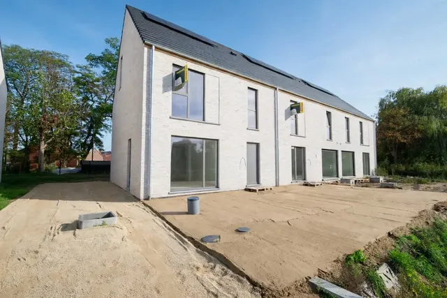Huis for sale in De Klinge – 1/10