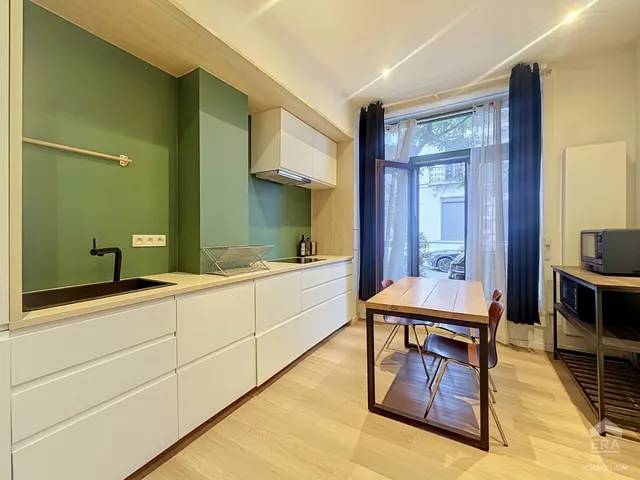 Appartement à louer à Saint-Gilles – 1/10