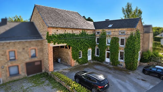 Maison à vendre à Saint-Hubert – 1/10