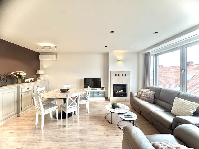 Appartement te koop in Waregem – 1/10