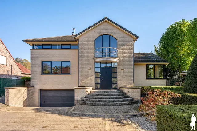 Huis te koop in Essen – 1/10