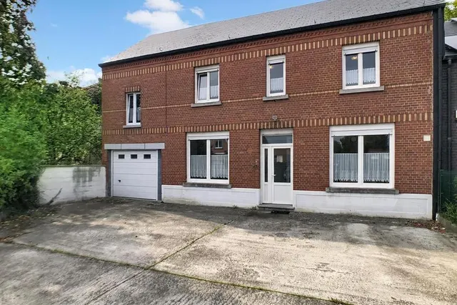 House for sale in Beaumont – 1/10