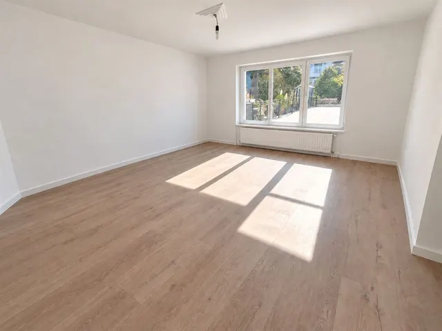 Studio for rent in Berchem-Sainte-Agathe – 1/8