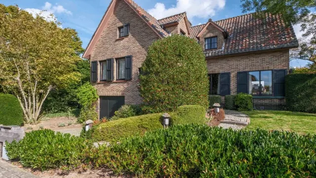 Villa à vendre à Maldegem – 1/10