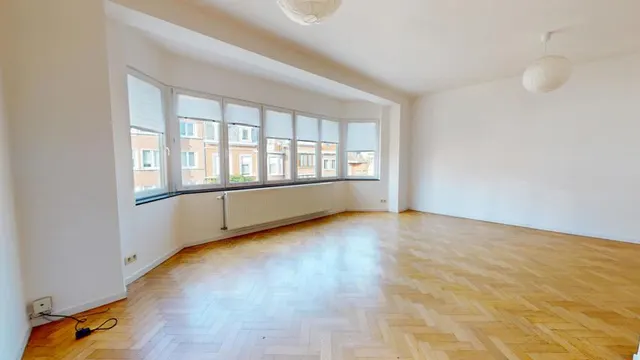 Apartment for rent in Schaerbeek