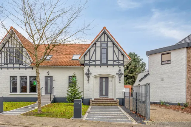 Huis te koop in Genk – 1/10