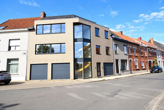 Appartement te koop in Izegem – 1/10