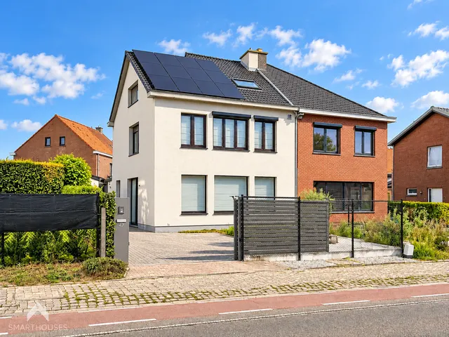 Huis te koop in Sint-Niklaas – 1/10