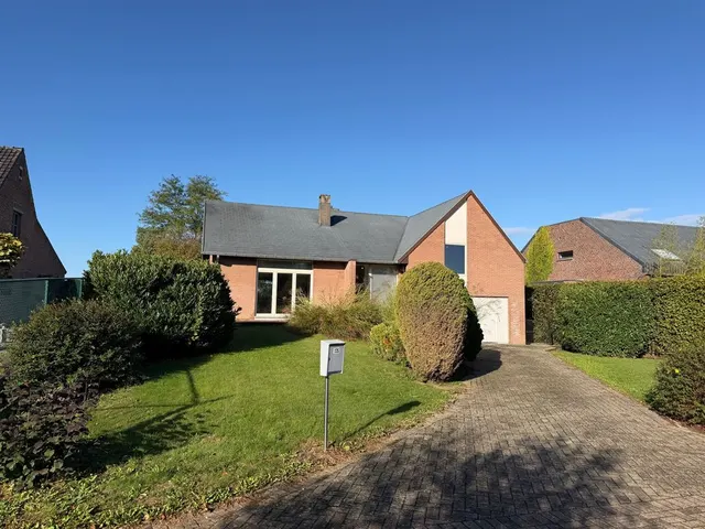 House for sale in Nieuwerkerken – 1/10