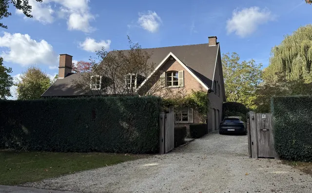Huis for sale in Zwijnaarde – 1/2