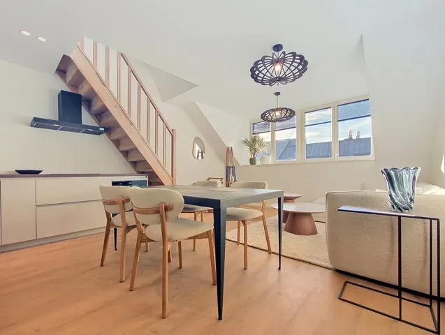 Appartement te huur in Etterbeek – 1/10