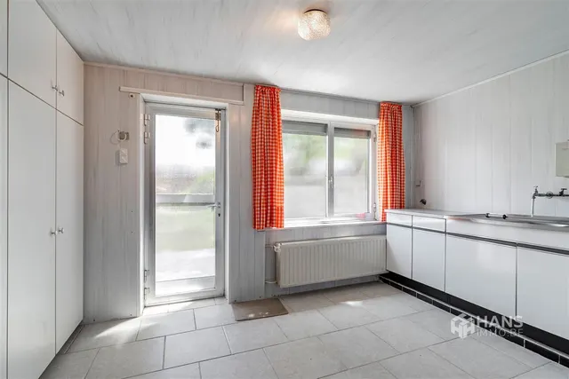 Woning te koop in Hoevenen – 1/10