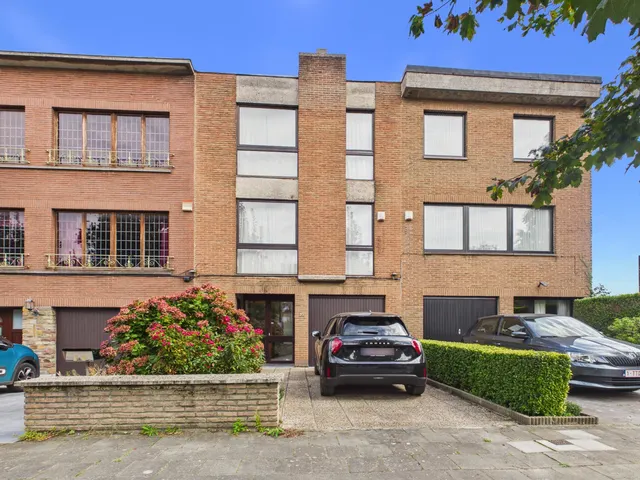 House for sale in Anderlecht – 1/10
