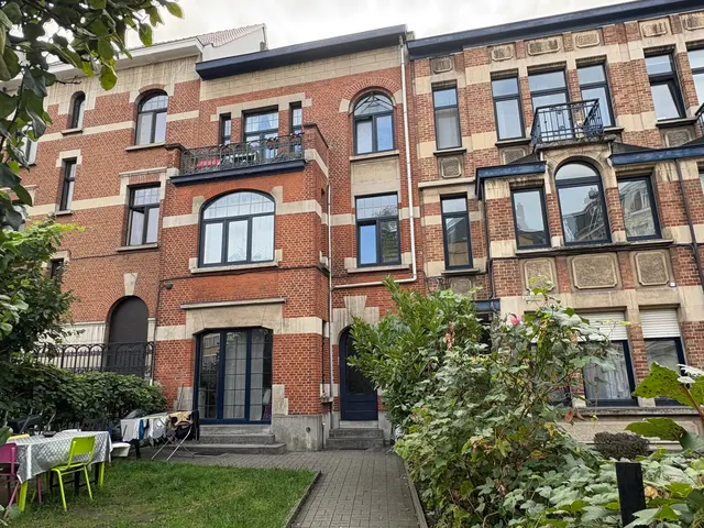 House for sale in Etterbeek – 1/10