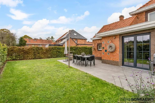 Huis te koop in As – 1/10