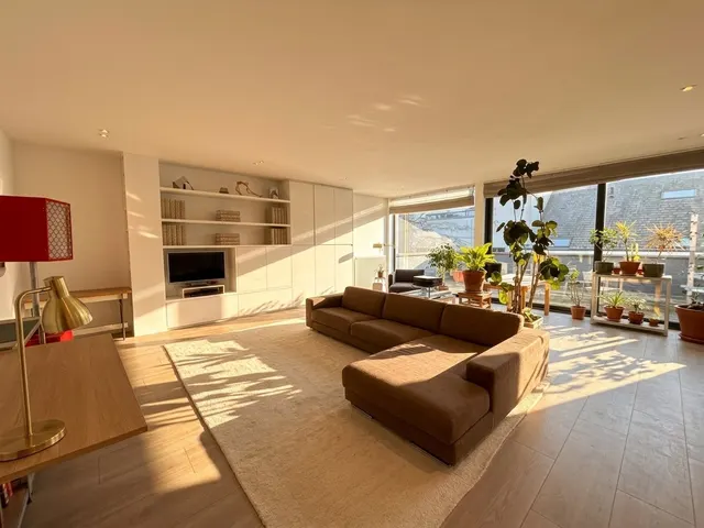 Appartement te koop in Brussel (1000) – 1/10