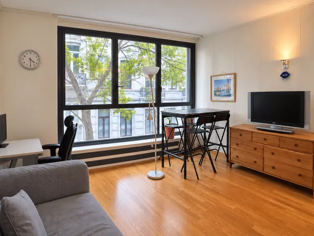 Apartment for sale in Saint-Gilles – 1/3