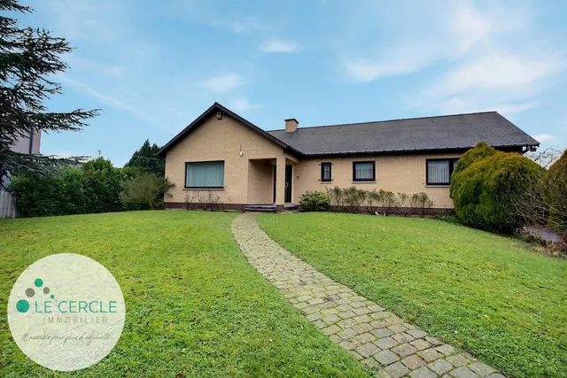 Villa te koop in Morlanwelz – 1/10