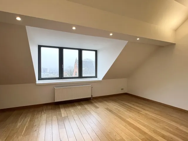 Appartement à louer à Ixelles – 1/10