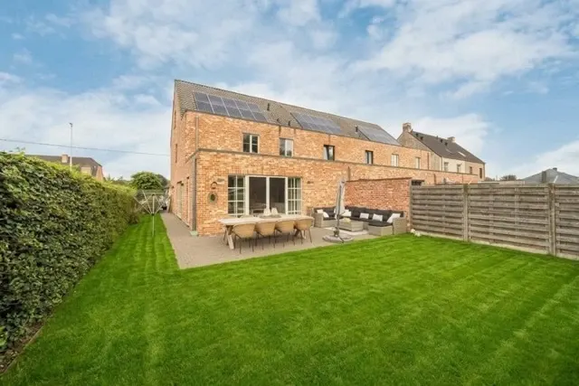 Huis te koop in Zandhoven – 1/10