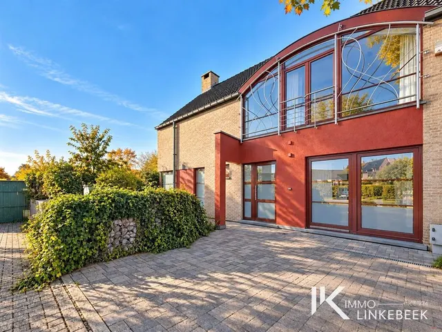 Huis te koop in Nivelles – 1/10