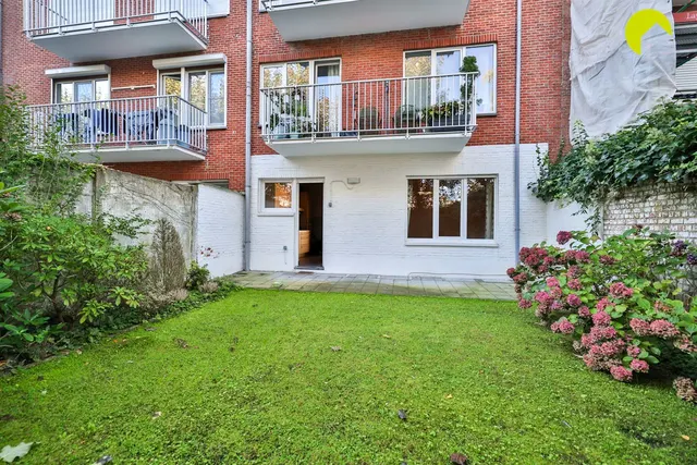 Appartement te koop in Wilrijk – 1/10