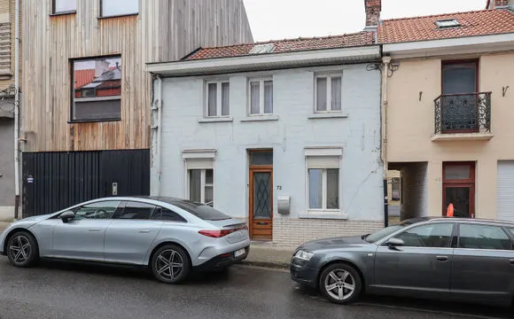 Huis te koop in Sint-Lambrechts-Woluwe Bekijk op waze – 1/10