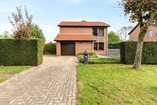 Woning te koop in Gellik – 1/10