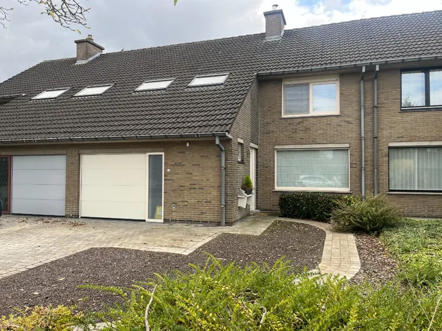 House for rent in Beveren-Leie – 1/10