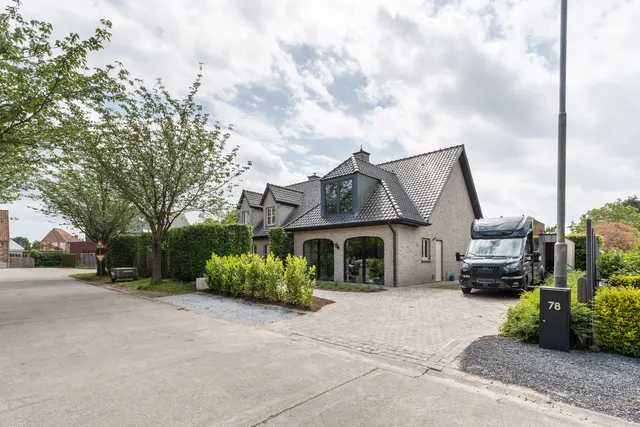 villa à vendre à De Pinte – 1/10