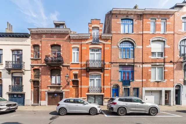 house for sale in Etterbeek – 1/10